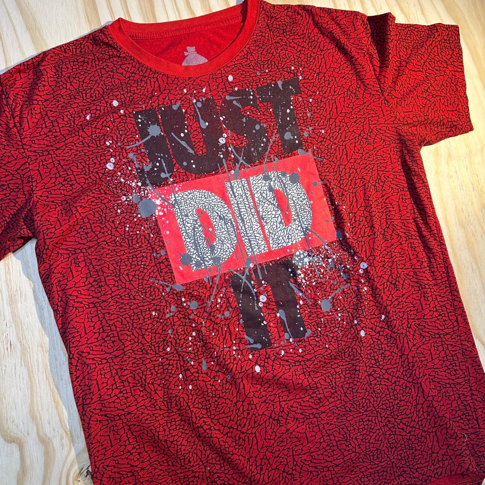 Launder Mens XL Red Just Did It Graphic Tee All Over Crackle Print T-Shirt
